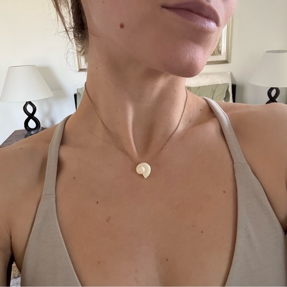 Madewell Gold and Cream Seashell Pendant Necklace - Picture 2 of 4